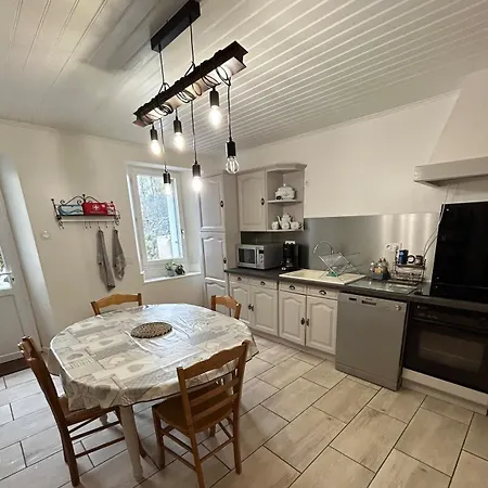 Maison Avec Jardin بيت للعطل Saint-Amand-sur-Sevre