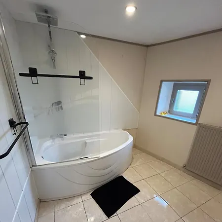 Maison Avec Jardin بيت للعطل Saint-Amand-sur-Sevre